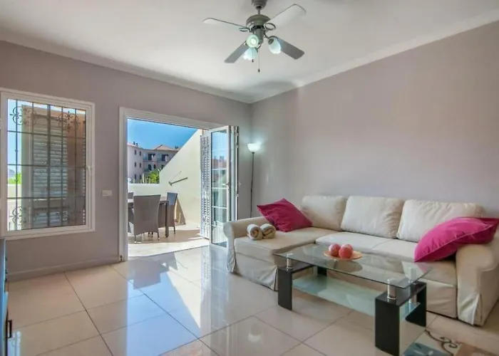 1 Bedroom Cristianos Vistas Apartment Los Cristianos (Tenerife)