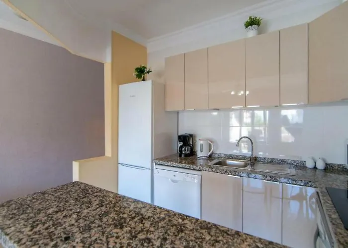 1 Bedroom Cristianos Vistas *