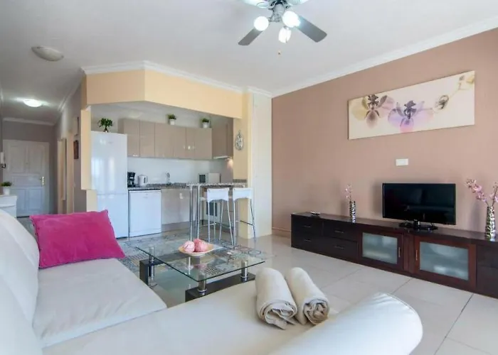 1 Bedroom Cristianos Vistas *